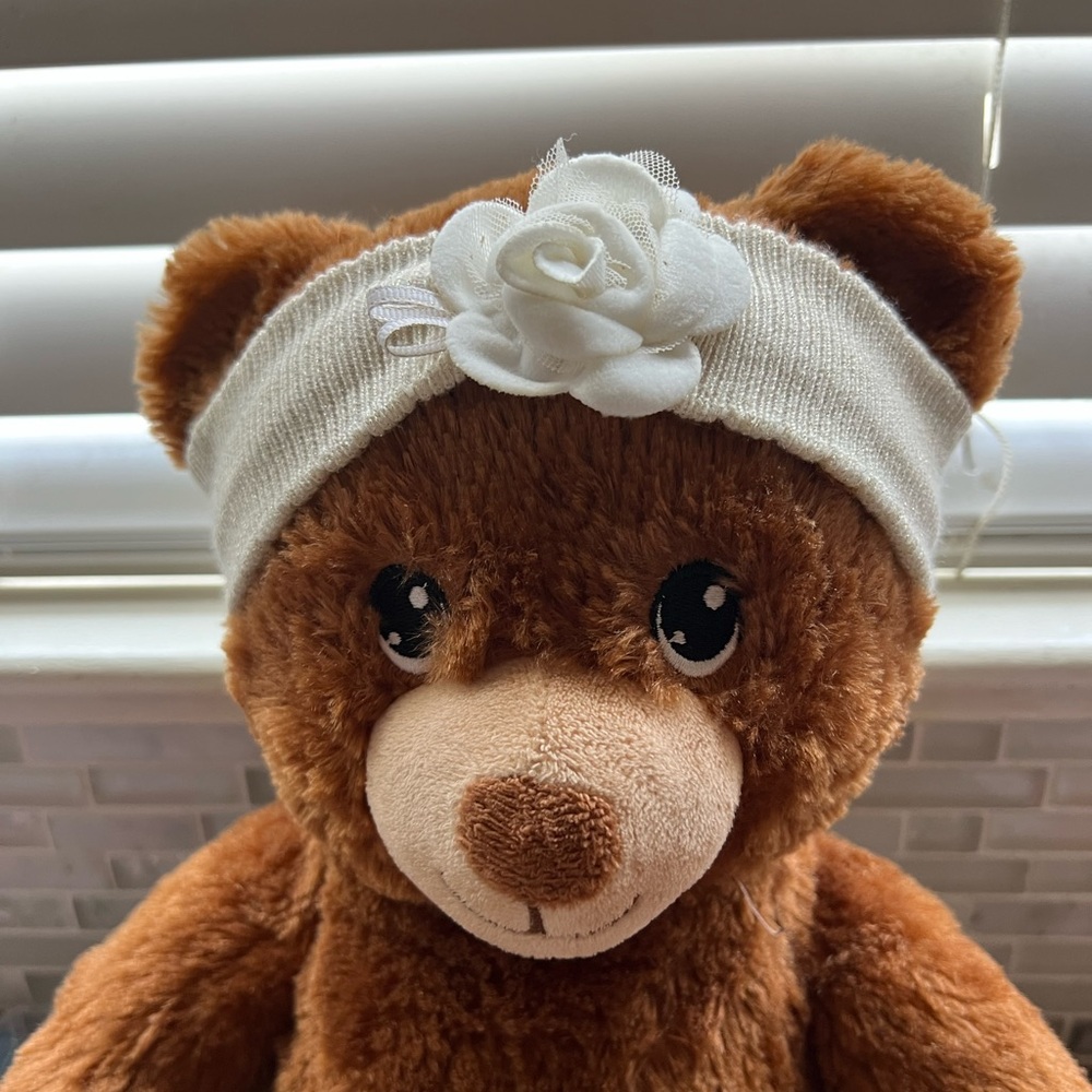 Mayoral headband with gold speckled flower newborn to 6m+